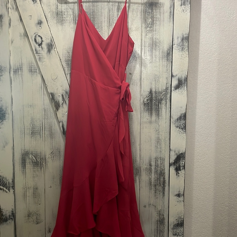 Nice LuLu dress.